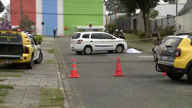 Tragédia em Curitiba: Idoso Morre Atropelado pelo Próprio Carro Desgovernado