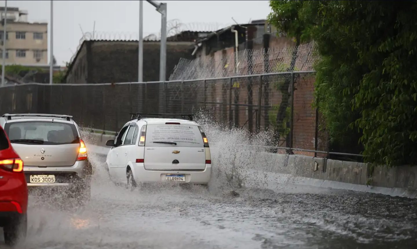 Brasil em Alerta Climático: Onda de Calor Ascende no Centro-Norte Enquanto Frente Fria Persiste no Nordeste