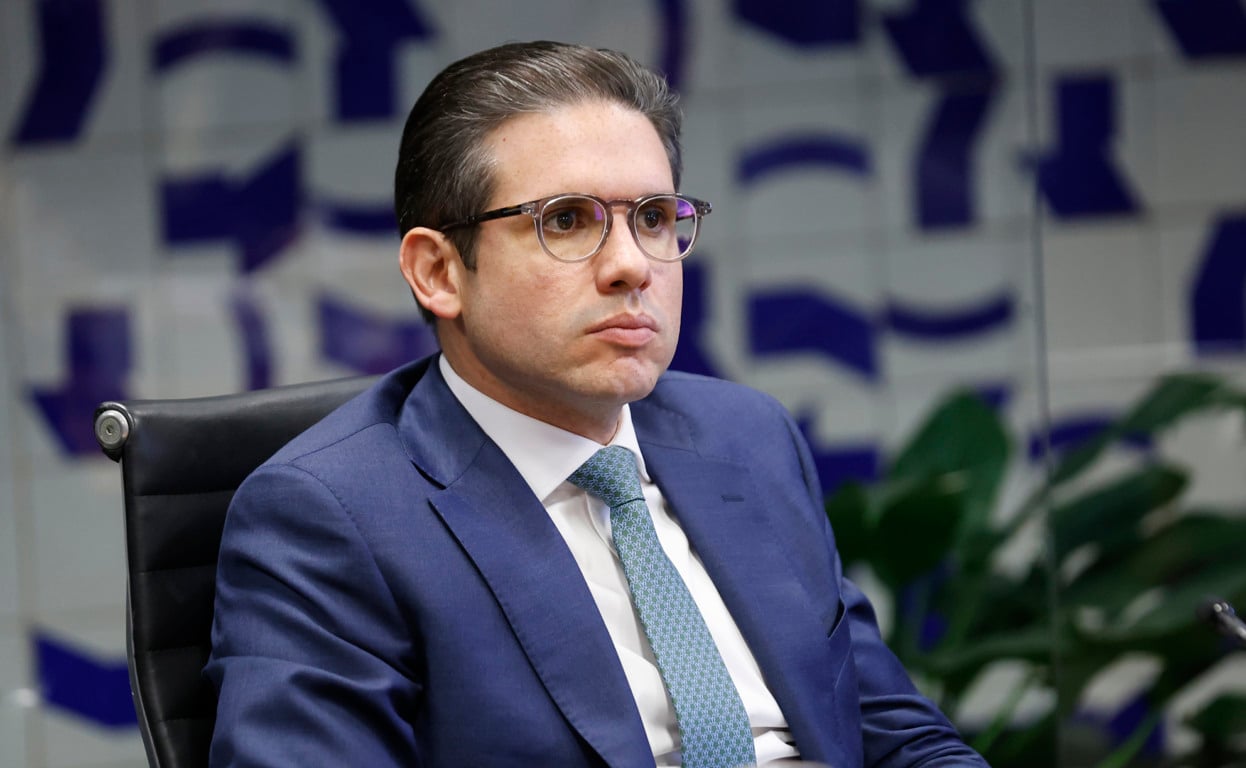 Hugo Motta Nega Acordo com Oposição Sobre Anistia e Foro Privilegiado Após Tumulto na Câmara