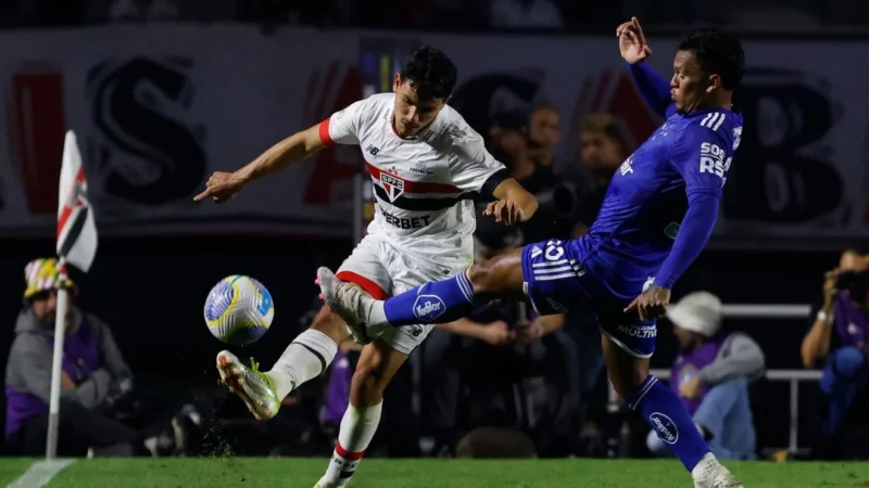 Agenda do Futebol: Saiba onde assistir aos jogos de hoje, 30 de agosto de 2025