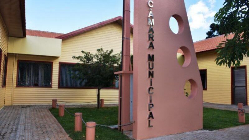Câmara de Laranjeiras do Sul promove ação educativa sobre patinetes elétricos