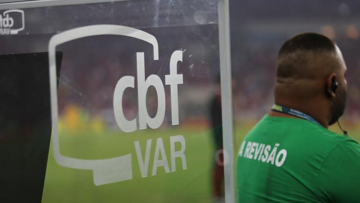VAR Atua de Forma Inédita e Define Clássico Catarinense na Série B