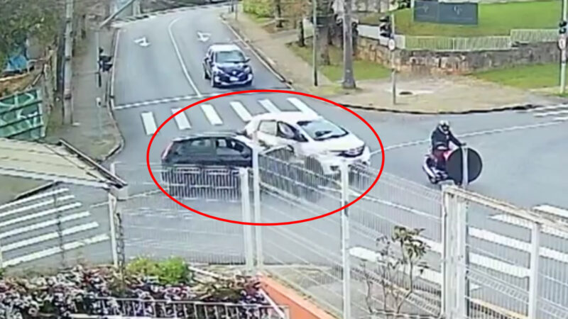 Curitiba: Motorista embriagado causa grave acidente ao atingir carro com mãe e filho; vídeo impressiona