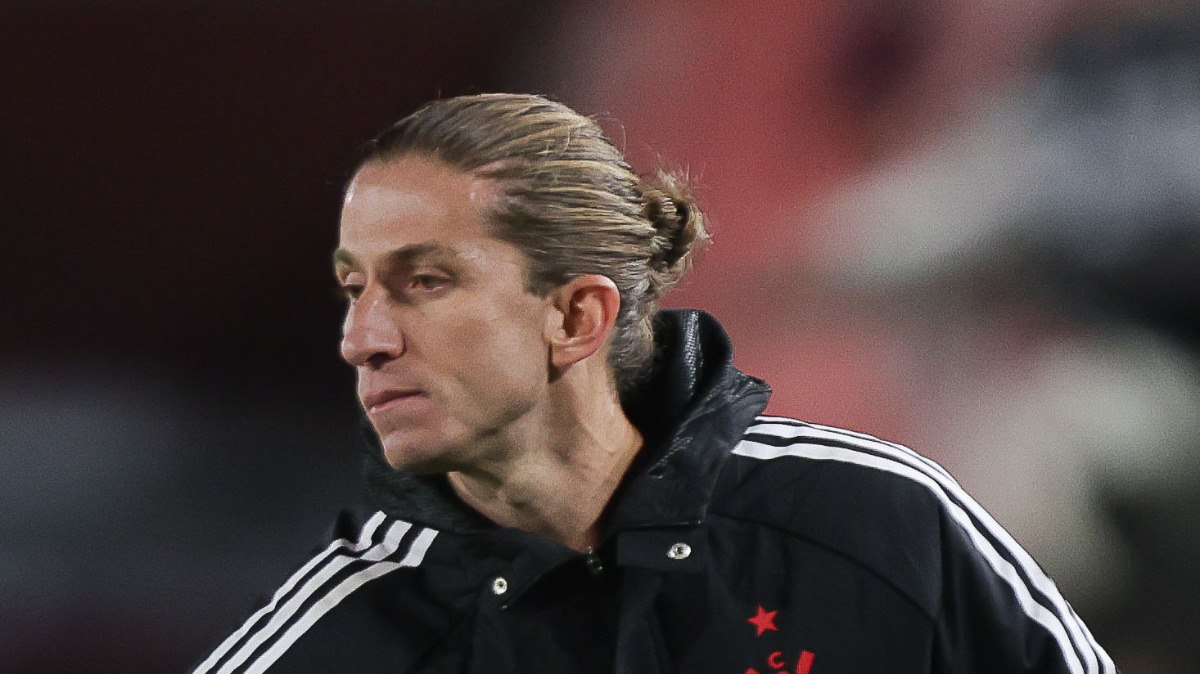 Filipe Luís Exalta Simeone Após Classificação e Antecipa Duelo Argentino na Libertadores