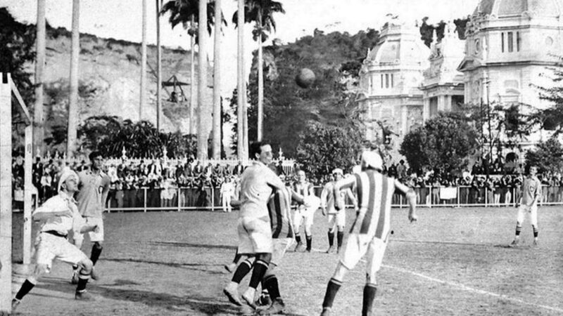 O Nascimento da Lenda: Relembre o Primeiro Jogo da Seleção Brasileira e a Inusitada Conexão com o Exeter City