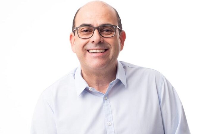 Passe de Arnaldo Maranhão está sendo disputado por três partidos