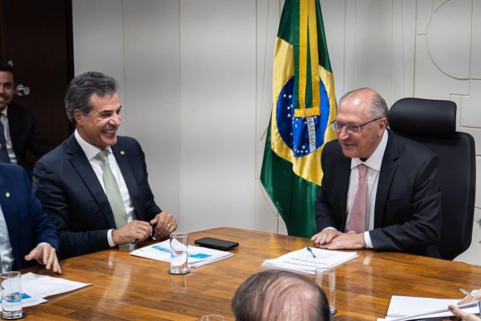 Beto Richa pode ficar com o PSB do Paraná