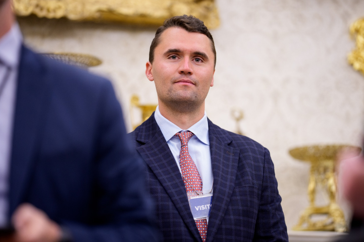 Câmara dos Deputados homenageia Charlie Kirk com minuto de silêncio