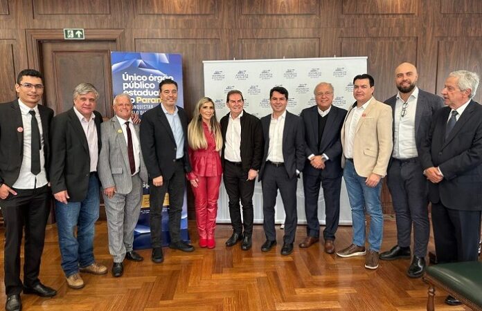 Solidariedade e PRD realizam reuniões partidárias em Curitiba