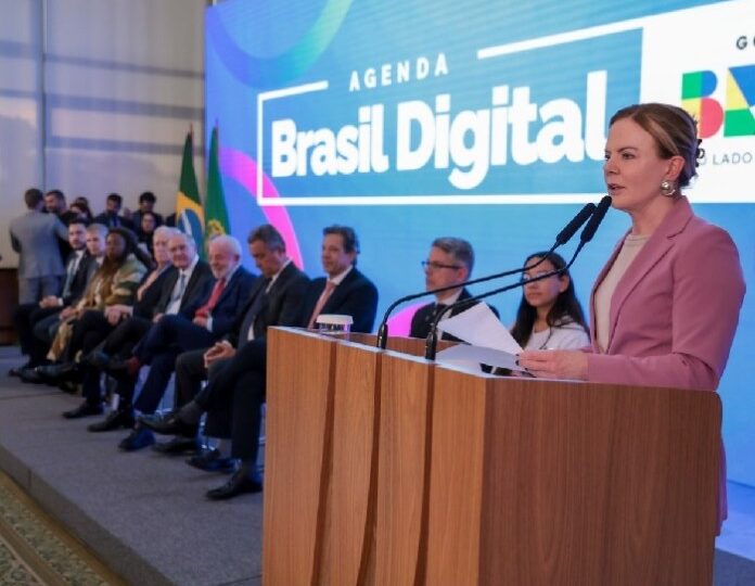 Gleisi Hoffmann usa empresa para voar ligada ao PCC
