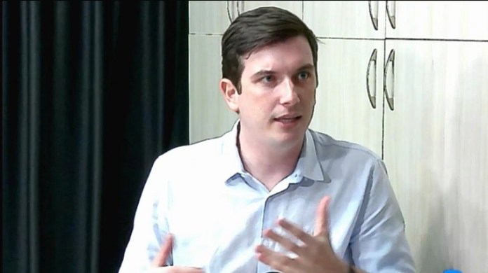 Henrique Mecabô não quer continuar como vice em Cascavel