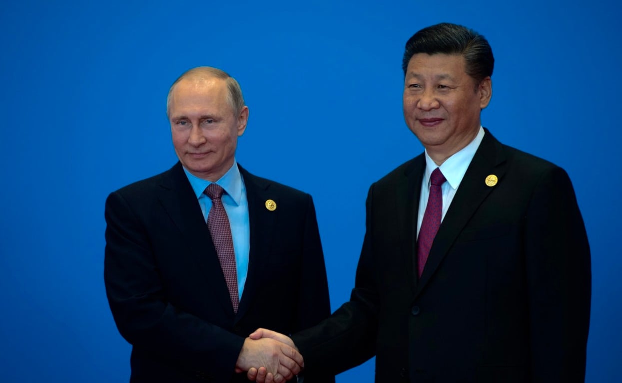 Censura em Pequim: Reuters Remove Vídeo de Putin e Xi Após Pressão da Mídia Estatal Chinesa