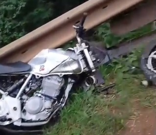 Grave Acidente na BR-487 Deixa Motociclistas em Estado Crítico