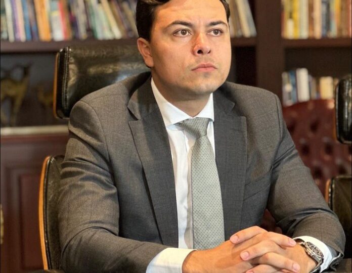 Advogados em rota de colisão devido a ideologia