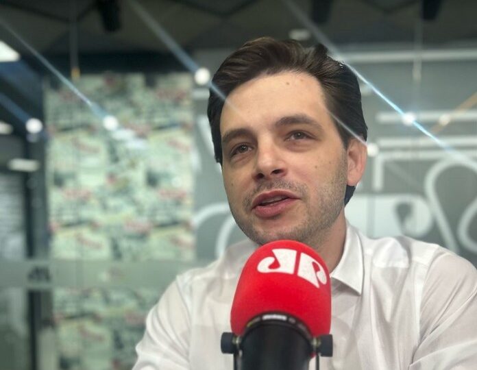RCC News, às 7h, jornalismo feito no Paraná