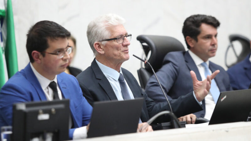 Paraná Alcança Recorde Histórico de Investimentos, Impulsionando Infraestrutura e Serviços Públicos