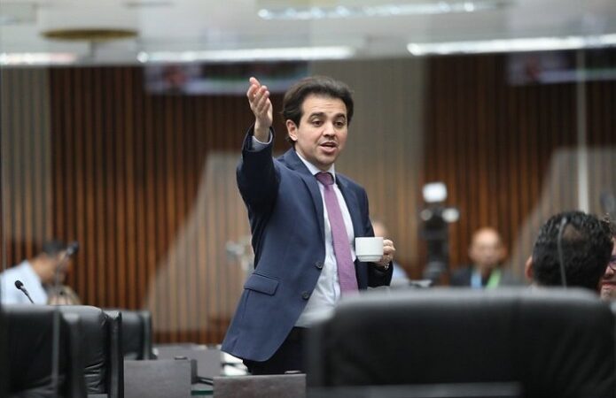 Quantos deputados do União Brasil ficarão com Sergio Moro?