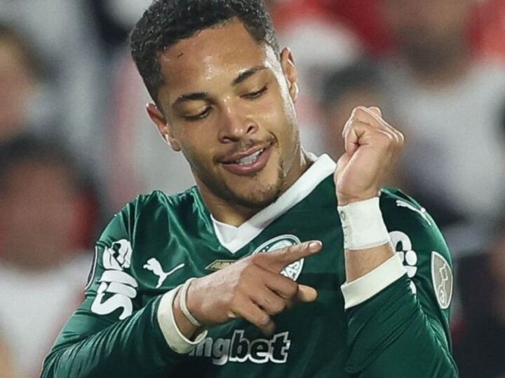 Vitor Roque se destaca no Palmeiras após controvérsia familiar