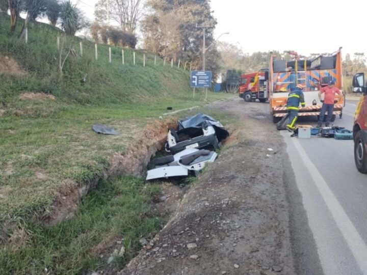 Tragédia em Itaperuçu: Motorista Atropela e Mata Homem Antes de Capotar Veículo
