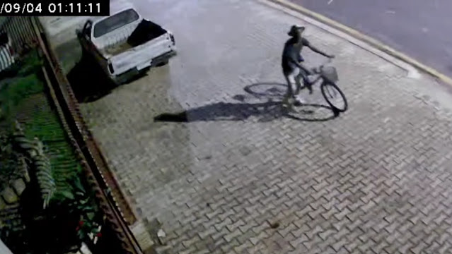 Câmeras flagram audácia: Ladrão furta bicicleta e botijão de gás em Cascavel