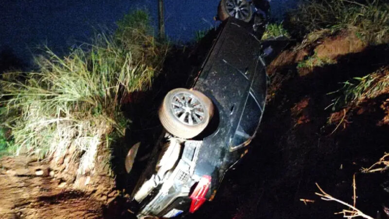 Tragédia na PR-182: Capotamento de Audi Deixa Um Morto e Quatro Feridos