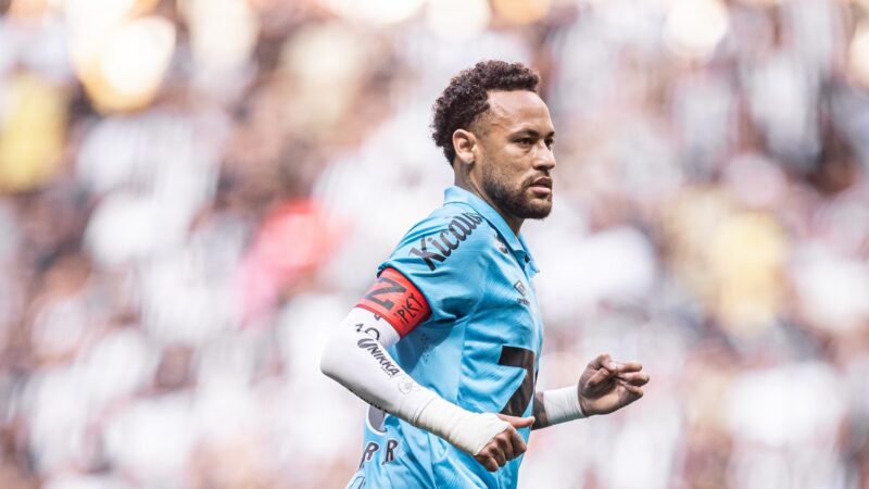Neymar Sofre Nova Lesão e Adia Retorno aos Gramados: Recuperação Incerta no Santos