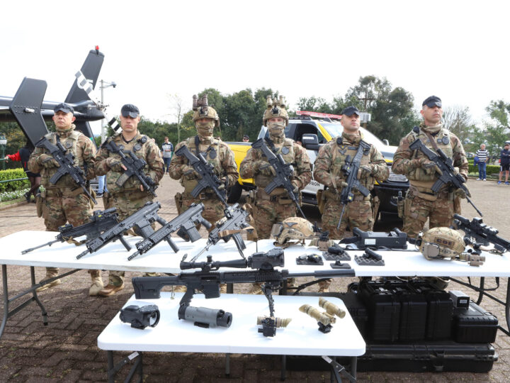 Forças de segurança do Paraná recebem nova remessa de armamentos