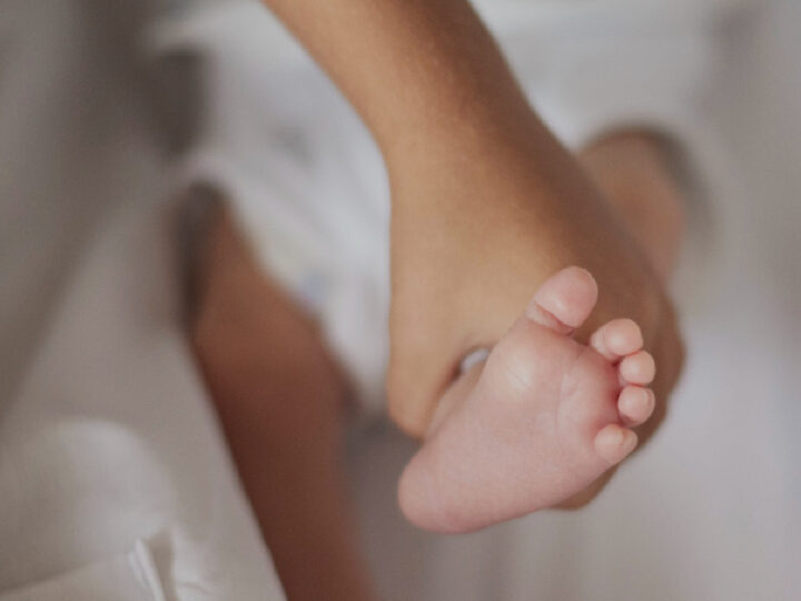 Horror em Pato Branco: Casal é Preso Suspeito de Torturar e Matar Bebê de 2 Anos