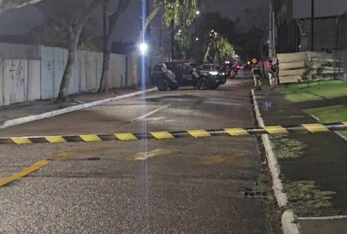 Confronto em Pinhais: Suspeito de roubo de carro troca tiros com a PM e morre