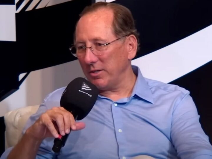 Textor Responde à Ironia de Torcedor em Meio a Crise no Botafogo