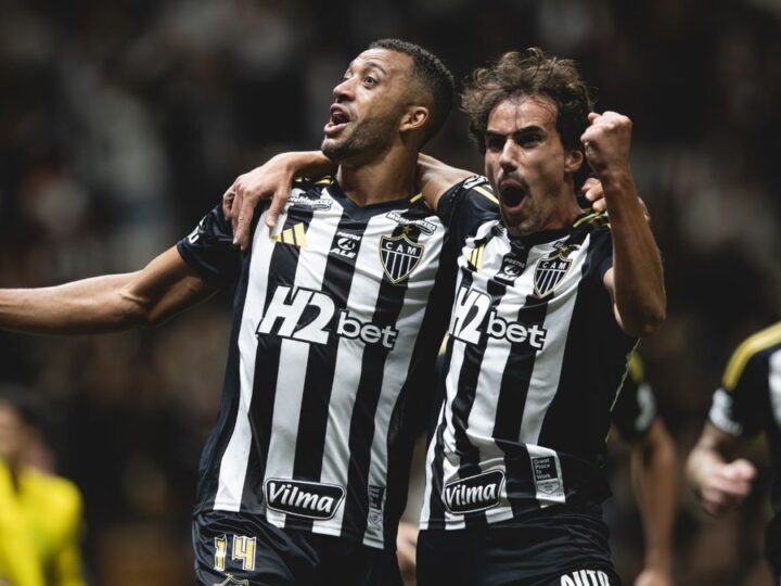 Com um a menos, Atlético-MG supera Mirassol e encerra jejum no Brasileirão