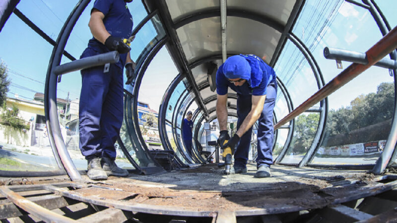 Atenção, passageiros de Curitiba: Quatro estações-tubo temporariamente desativadas para revitalização