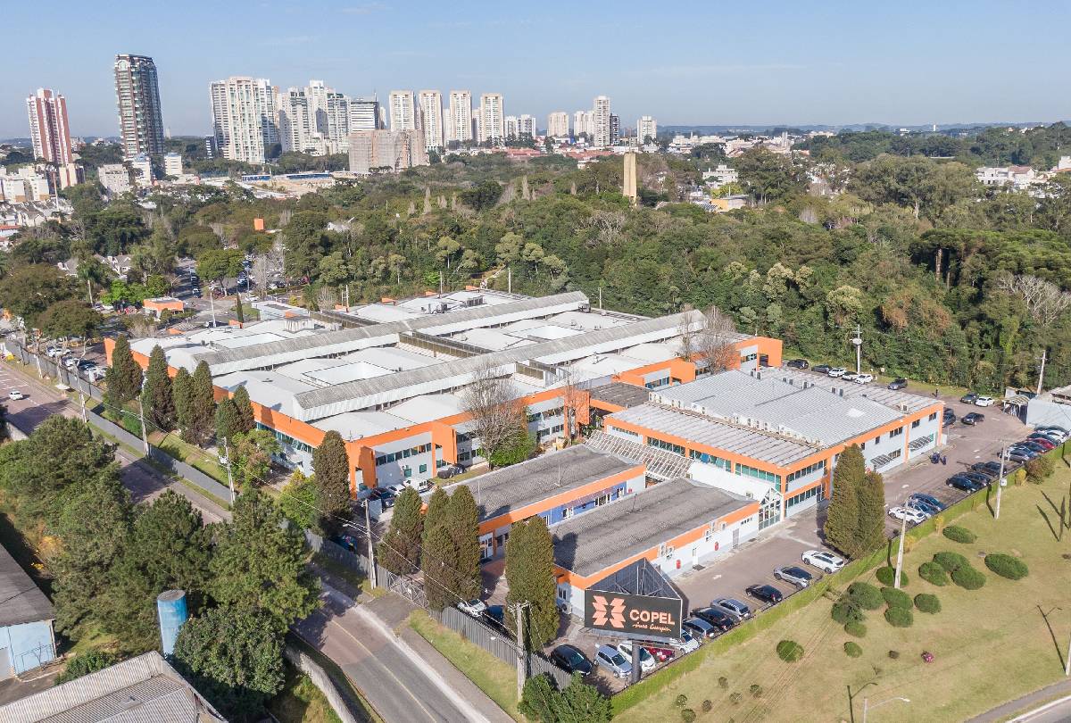 Curitiba: Copel programa interrupção de energia em 11 bairros neste fim de semana