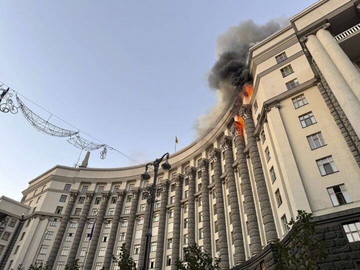 Ataque Recorde: Rússia Lança Enxame de Drones Contra a Ucrânia, Atingindo o Coração de Kiev