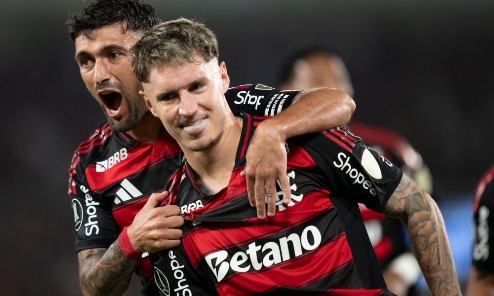 Flamengo sofre gol no fim e deixa escapar vitória