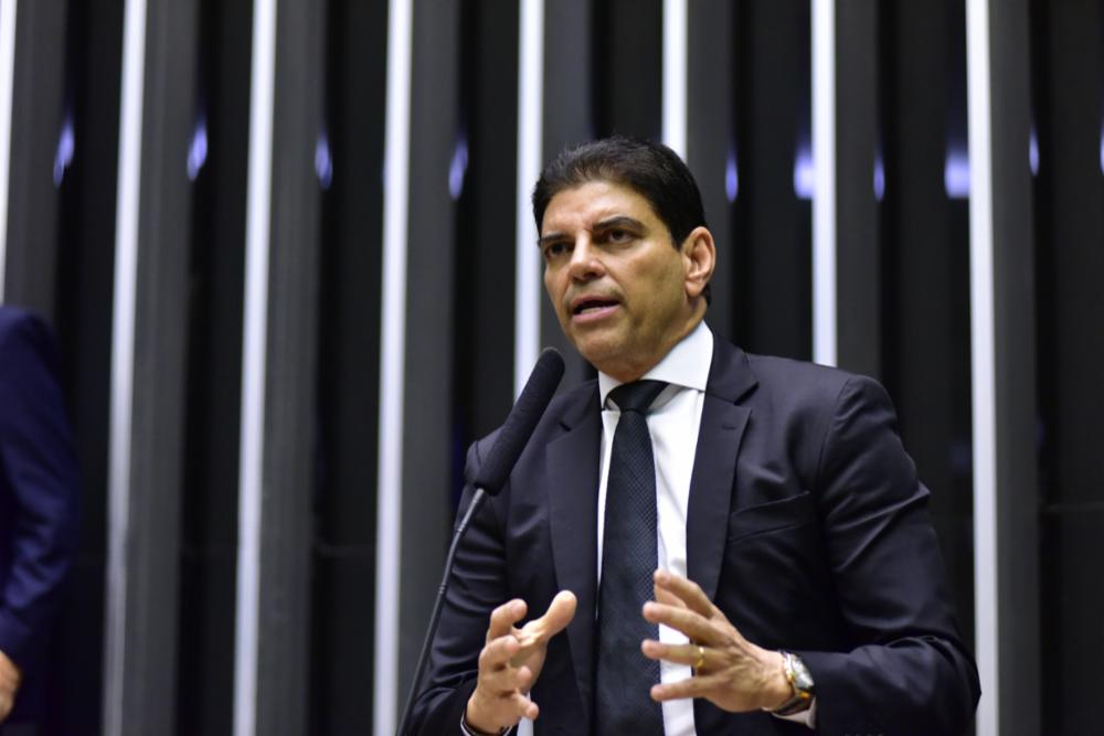 Centrão busca nova chance para voto secreto na PEC da Blindagem