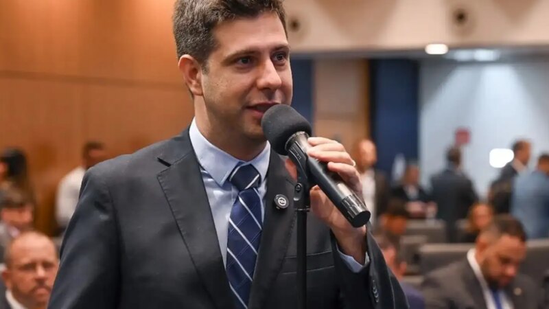 Rio de Janeiro: Deputado TH Joias é preso por ligação com o crime organizado e Picciani reassume vaga na Alerj