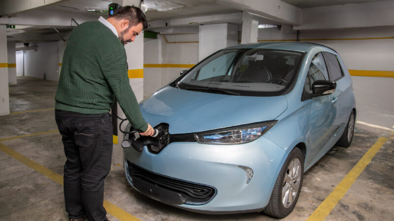 Copel Lança Tarifa Inovadora e Oferece Desconto na Recarga Noturna de Carros Elétricos