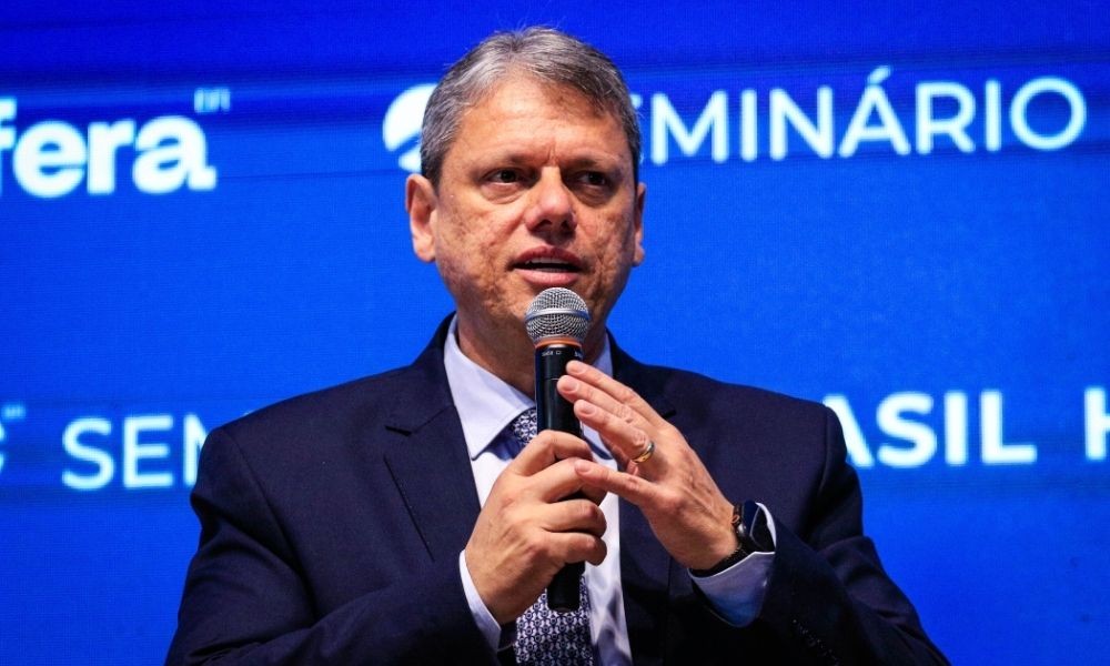 Anistia Impulsiona Tarcísio de Freitas como Forte Candidato à Presidência em 2026, Avaliam Aliados