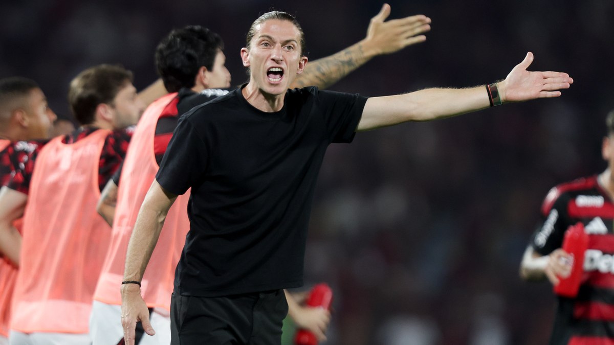 Flamengo: Data Fifa como divisor de águas para Filipe Luís reverter crise