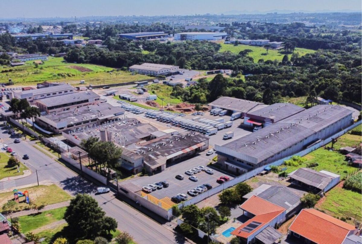 Risotolândia Anuncia 32 Vagas de Emprego em Curitiba e Região Metropolitana