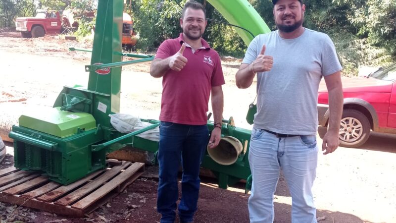 Agricultores do Assentamento Nova Aliança Recebem Ensiladeira para Impulsionar Produção em Palmital