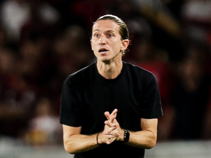 Filipe Luís e a Linha Tênue entre Convicção e Teimosia no Flamengo