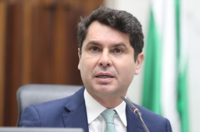 Alexandre Curi critica decreto que altera educação especial