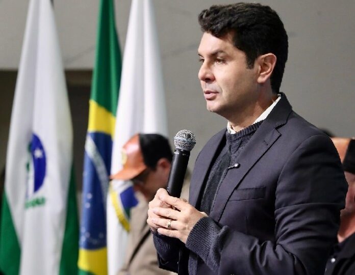Alexandre Curi se reúne com prefeitos da Amunop