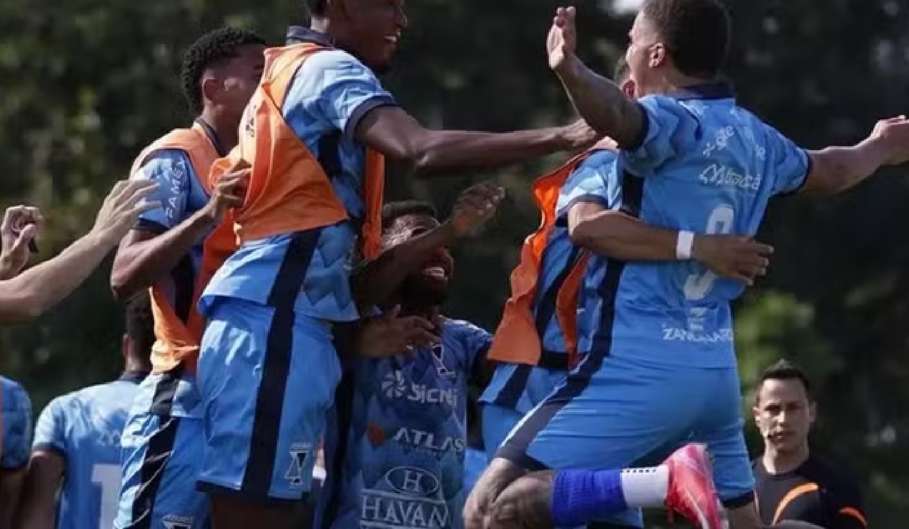 Taça FPF: Rio Branco atropela e Azuriz garante vaga suada nas semifinais