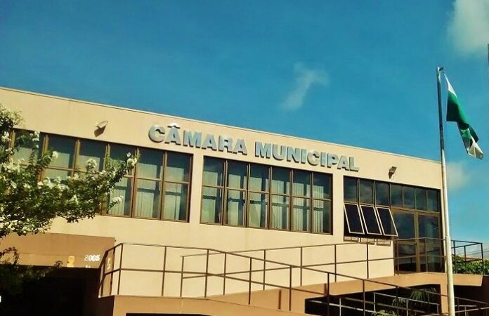 Esquerda quer ganhar vereadores no tapetão