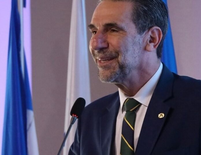 Enio Verri pode trocar o governo pelo Senado em 2026