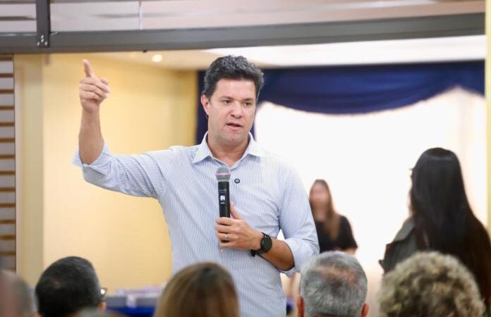 Guto Silva discute investimentos no litoral do Paraná