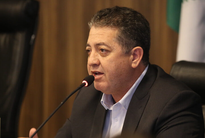 Deputado Cobra Repórter Alerta para Falta de Iluminação e Riscos na PR-445